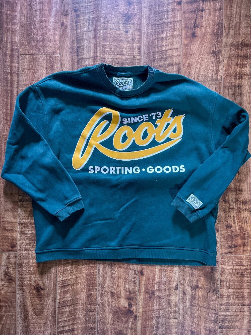 Green Roots Crewneck Sweater Size 6/XL Fit
